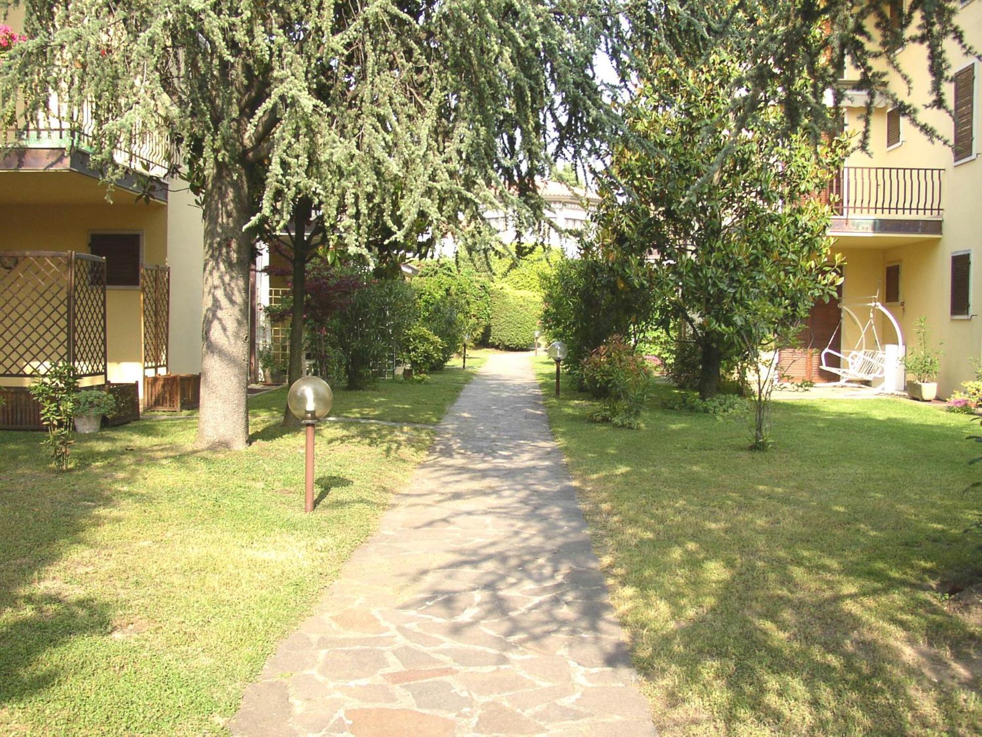 Residence Primavera Бардоліно Екстер'єр фото